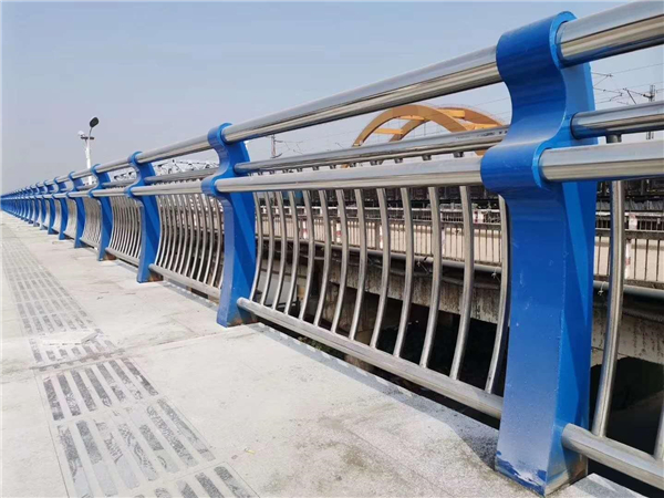阿拉善304不锈钢复合管护栏的生产工艺揭秘